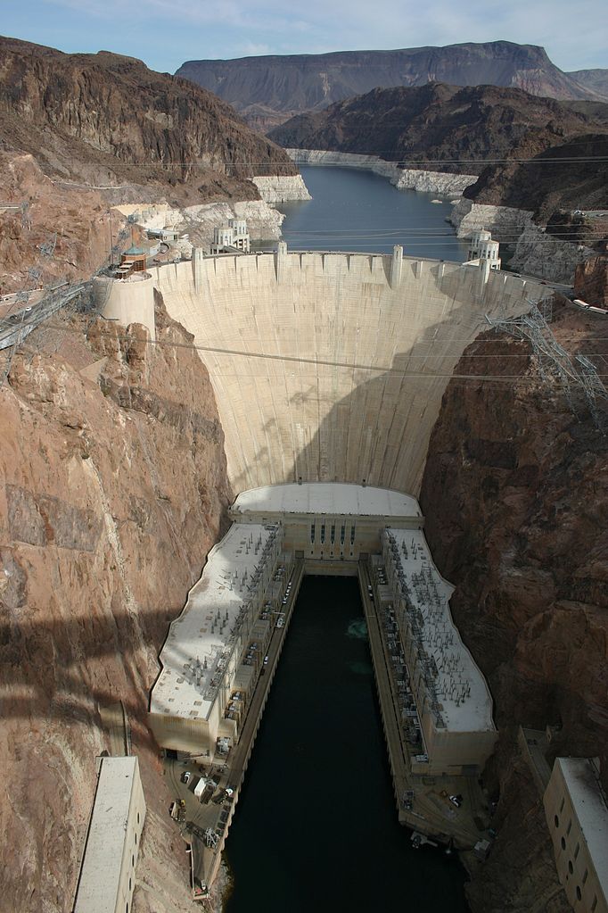 photograph of Hoover Dam
